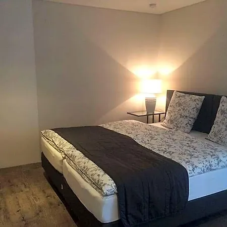 Pfaelzerleben Palatinate Experience فندق باد بيرغزابيرن
